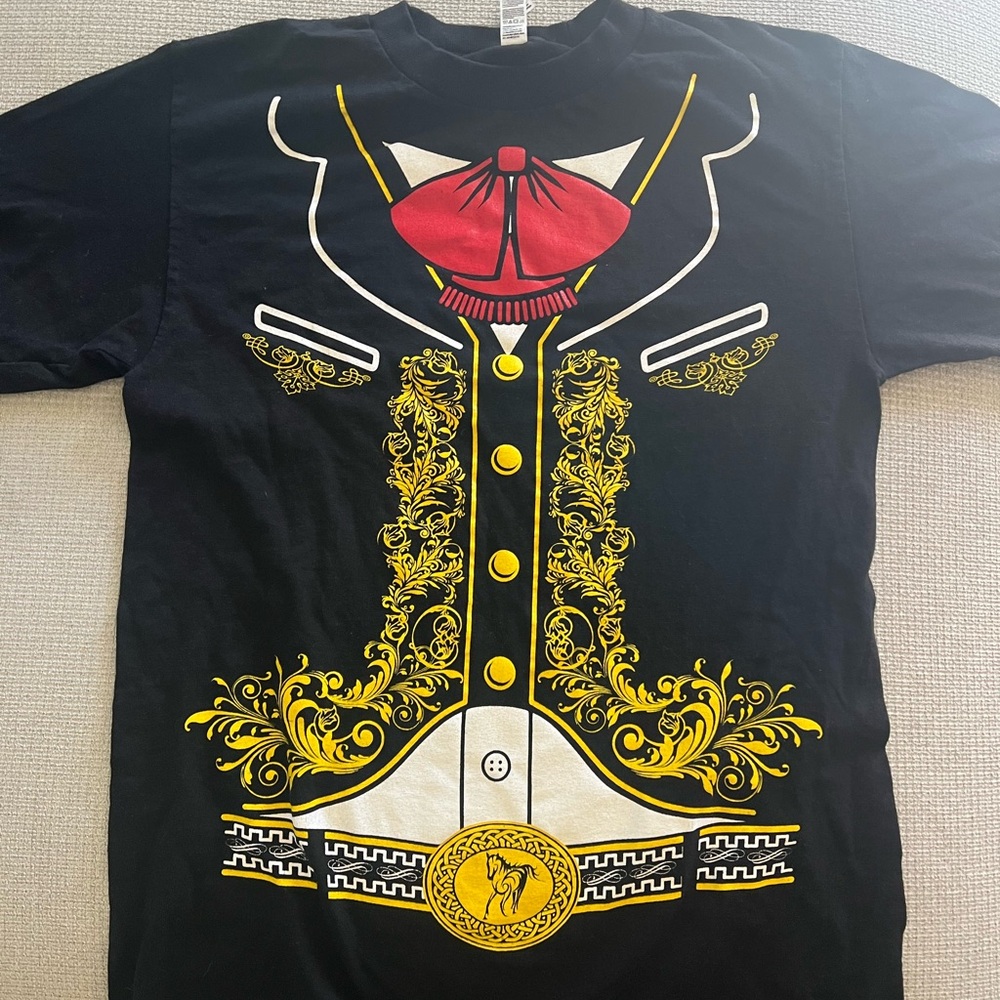 Bandito costume T-Shirt with hat small

Worn once